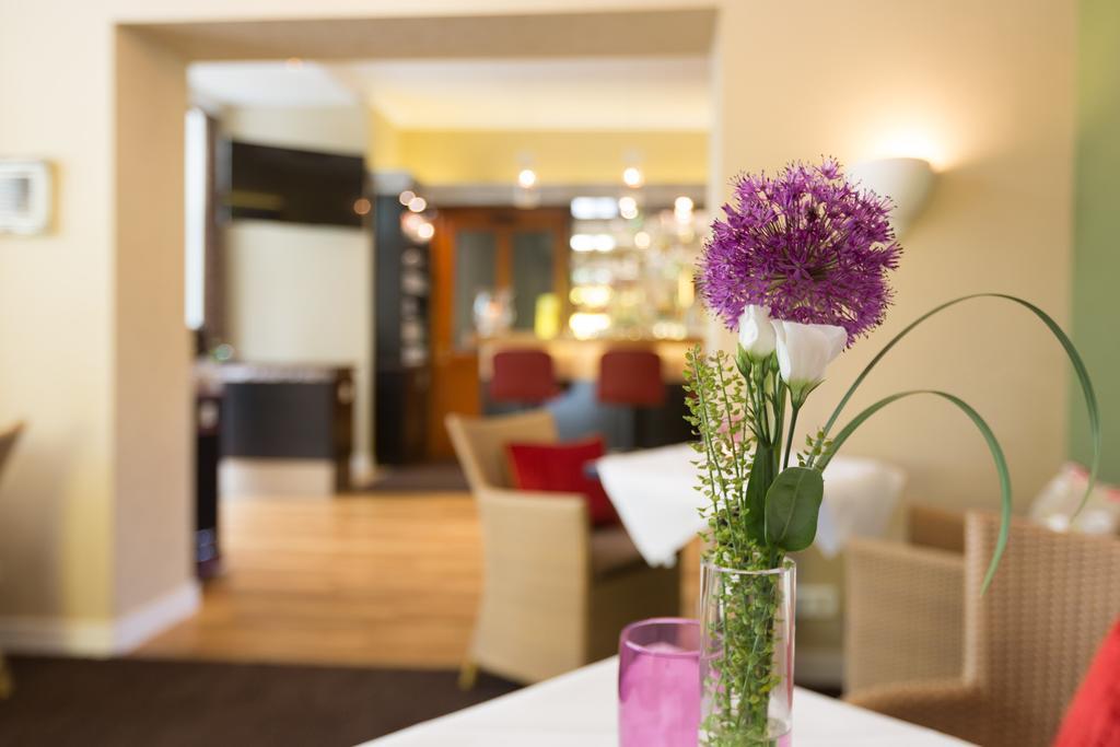 Parkhotel Bilm Im Glueck Am Stadtrand Hannovers เซห์นเดอ ภายนอก รูปภาพ